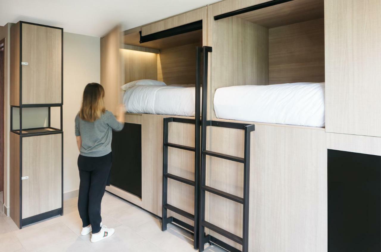 Eenpersoonsbed in een Gemengde Slaapzaal met 6 Bedden
